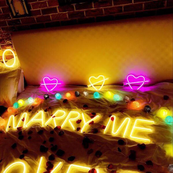 Led English letter light